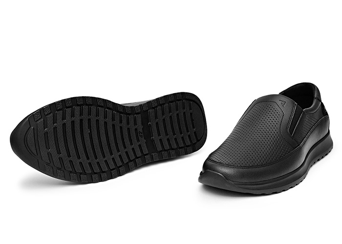 Hilton Summer Black фото