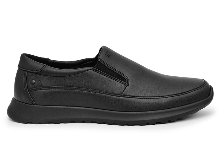 Hilton Black фото